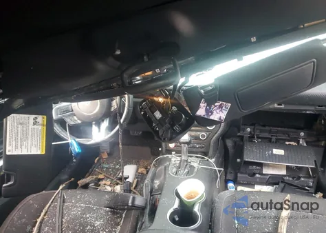 2016 Ford Mustang z USA, uszkodzony, nr VIN 1FATP8EM4G5282021